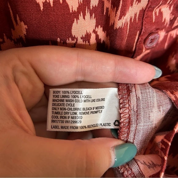 Knox Rose Long Sleeve Button-Down Shirt Red Patterned Collared Lyocell Size XXL - Picture 9 of 9